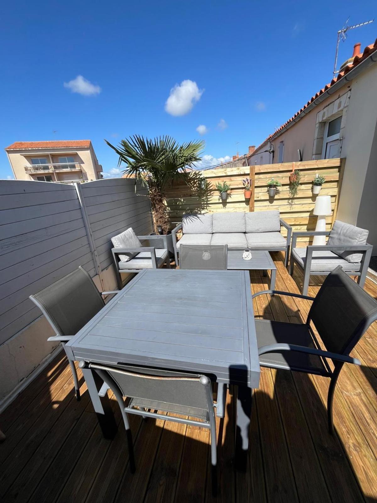 Chaleureux Logement-Centre Ville-Proche Gare-Plage Les Sables-dʼOlonne 외부 사진